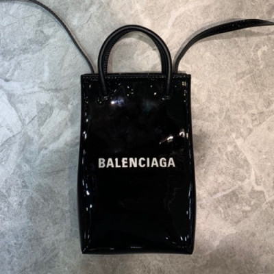 Balenciaga 2020 Leather Super Mini Tote Shoulder Bag / Phone Bag,18CM - 발렌시아가 2020 여성용 레더 슈퍼 미니 토트 숄더백 / 폰 백,BGB0582,18CM,블랙