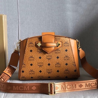 MCM 2020 Ladies Visetos Shoulder Bag,26cm - 엠씨엠 2020 여성용 비세토스 숄더백 MCMB0449, 26cm,브라운