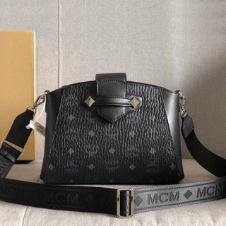 MCM 2020 Ladies Visetos Shoulder Bag,26cm - 엠씨엠 2020 여성용 비세토스 숄더백 MCMB0452, 26cm,블랙