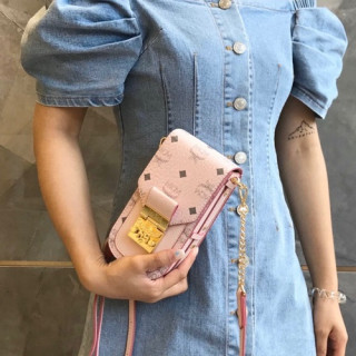 MCM 2020 Visetos Phone Shoulder Bag ,19cm - 엠씨엠 2020 비세토스 여성용 폰 숄더백  MCMB0454,19cm,핑크