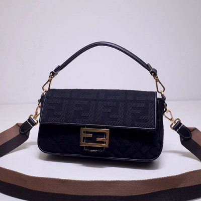 Fendi 2020 Baguette Tote Shoulder Bag, 26cm - 펜디 2020 바게트 토트 숄더백,FENB0547,26cm,블랙