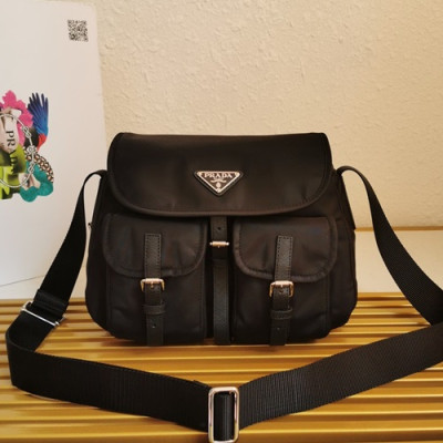 Prada 2020 Nylon Messenger Shoulder Bag,30CM - 프라다 2020 나일론 남여공용 메신저 숄더백,1BD225-1,30cm,블랙