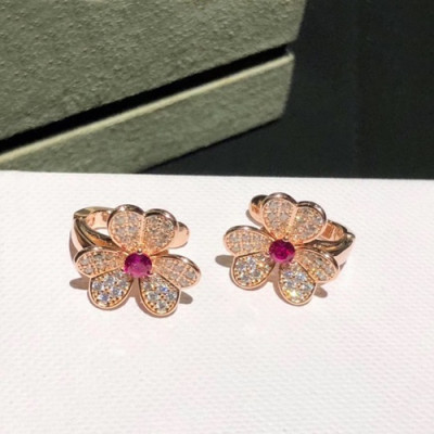 Van Cleef & Arpels  2020 Ladies Earring - 반클리프 앤아펠 2020 여성용 이어링 ACC0423.(로즈골드)