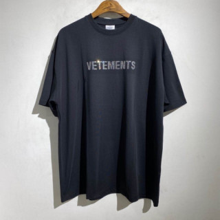 [베트멍]Vetements 2020 Mm/Wm Printing Logo Cotton Short Sleeved Oversize Tshirts - 베트멍 2020 남/녀 프린팅 로고 코튼 오버사이즈 반팔티 Vet0088x.Size(2xs - s).블랙