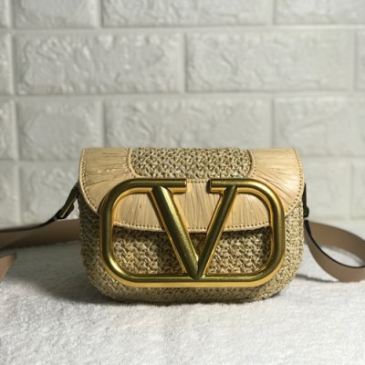 Valentino 2020 Garavani Shoudler Cross Bag,18CM - 발렌티노 2020 가라바니 숄더 크로스백,VTB1023,18CM,베이지