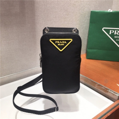 [프라다]Prada Men's Nylon Phone Bag 11cm  - 프라다 남성용 네일론 폰백  11cm, PRAB0153, 블랙