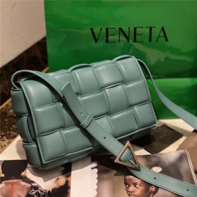 [보테가 베네타]Bottega Veneta 2020 Women's Leather Cassette Bag/Shoulder Bag 25cm - 보테가베네타 2020 여성용 레더 카세스 숄더백 25cm,,BVB0594,올리브