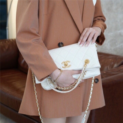 Chanel 2020 Women's Leather Pearl Chain Tote Shoulder Bag,34cm - 샤넬 2020 여성용 레더 펄 체인 숄더백,34cm,CHAB1573,화이트
