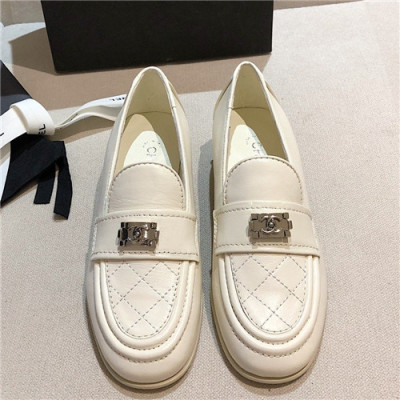 Chanel 2021 Women's Leather Loafer - 샤넬 2021 여성용 레더 로퍼,Size(225-250),CHAS0539,화이트