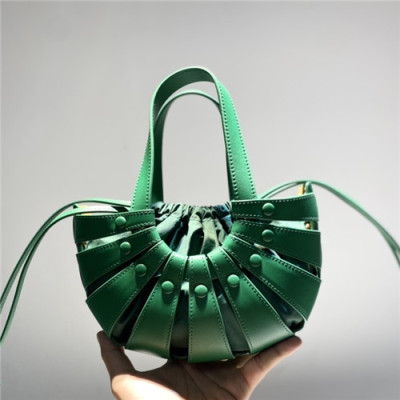 [귀여움 뿜뿜]Bottega Veneta 2021 Mini The Shell Tote Bag,22cm,BVB0614 - 보테가 베네타 2021 미니 쉘 토트백,22cm,그린