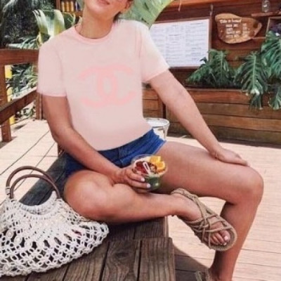Chanel  Womens 'CC' Logo Cotton Short Sleeved Tshirts Pink - 샤넬 2021 여성 'CC'로고 코튼 반팔티 Cnl0694x Size(s - l) 핑크