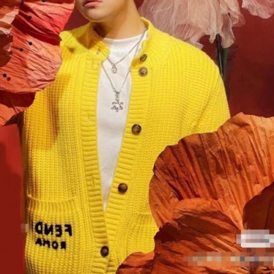 Fendi  Mens Logo Crew-neck Cardigan Yellow - 펜디 2021 남성 로고 크루넥 가디건 Fen01040x Size(s - l) 옐로우