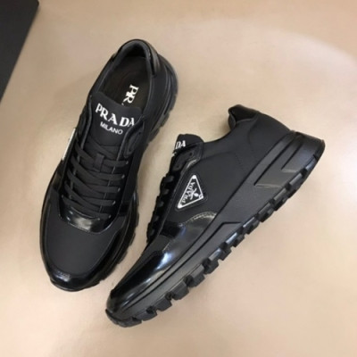 프라다  남성 레트로 레더 스니커즈 Size(240 - 270) 블랙 - Prada  Men's Retro Leather Sneakers Pra02527x Black