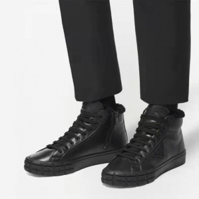 프라다  남성 레트로 레더 스니커즈 Size(245 - 265) 블랙 - Prada  Men's Retro Leather Sneakers Pra02541x Black