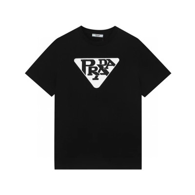 프라다 남성 크루넥 블랙 반팔티 - Mens Black Tshirts - Pra02614x