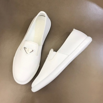 프라다 남성 클래식 화이트 슬립온 - Mens White Slip-ons - pra02715x