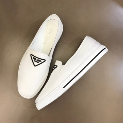 프라다 남성 클래식 화이트 슬립온 - Mens White Slip-ons - pra02719x