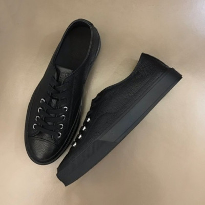 지방시 남성 클래식 블랙 스니커즈 - Mens Black Sneakers - giv0741x