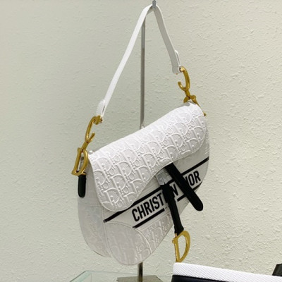 디올 여성 화이트 새들백 - Womens White Saddle Bag - dio01917x