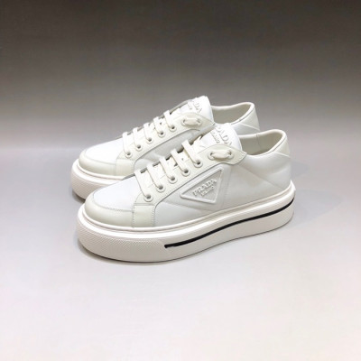 프라다 남성 클래식 화이트 스니커즈 - Mens White Sneakers - pra02760x