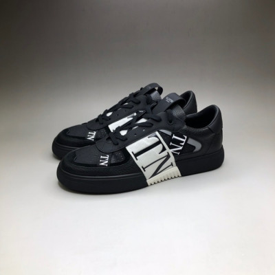 발렌티노 남/녀 Logo 블랙 스니커즈 - Unisex Black Sneakers - val0281x