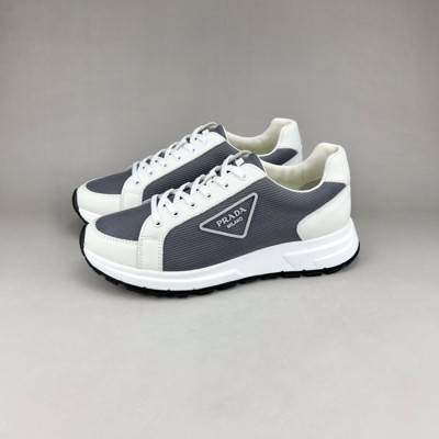 프라다 남성 클래식 그레이 스니커즈 - Mens Gray Sneakers - pra02780x