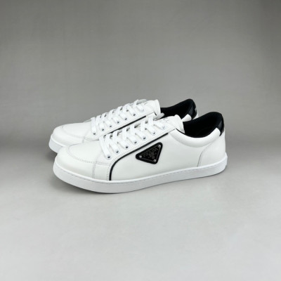 프라다 남성 화이트 스니커즈 - Prada Mens White Sneakers - pr06x