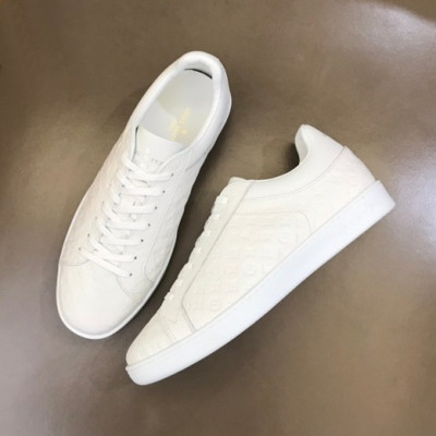 루이비통 남성 화이트 스니커즈 - Louis vuitton Mens White Sneakers - lv37x