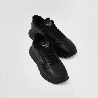 프라다 남성 블랙 스니커즈 - Prada Mens Black Sneakers - pr39x
