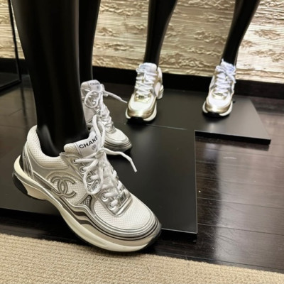 샤넬 여성 화이트 CC 스니커즈 - Chanel Womens White Sneakers - ch41x