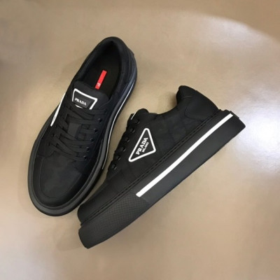 프라다 남성 블랙 스니커즈 - Prada Mens Black Sneakers - pr282x