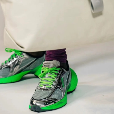 지방시 남성 그린 스니커즈 - Givenchy Mens Green Sneakers - gi215x