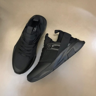 톰포드 남성 캐쥬얼 블랙 스니커즈 - Tom Ford Mens Black Sneakers - tof53x