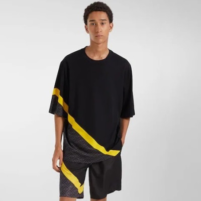 펜디 남성 블랙 크루넥 반팔티 - Fendi Mens Black Short sleeved Tshirts - fe97x