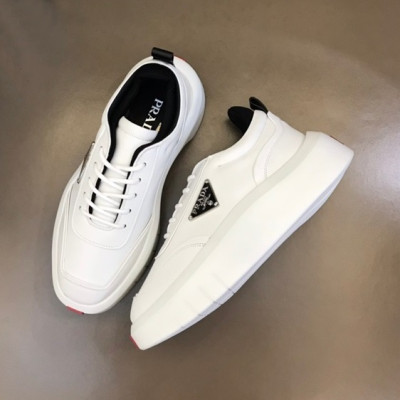 프라다 남성 화이트 스니커즈 - Prada Mens White Sneakers - pr426x