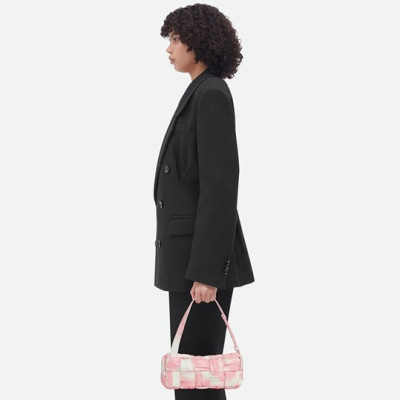 보테가베네타 여성 핑크 숄더백 - Bottega Veneta Womens Pink Shoulder Bag - bv70x