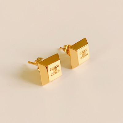 셀린느 여성 골드 이어링 - Celine Womens Gold Earring - acc79x