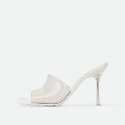 보테가베네타 여성 화이트 샌들 - Bottaga veneta Womens White Sandals - bv85x