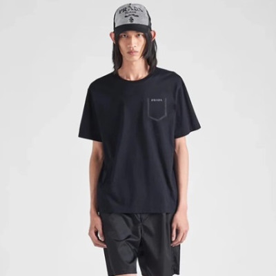 프라다 남성 크루넥 블랙 반팔티 - Prada Mens Black Short sleeved Tshirts - pr638x