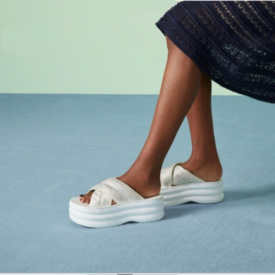 구찌 여성 화이트 슬리퍼 - Gucci Womens White Slippers - gu910x