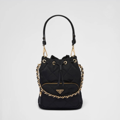 프라다 여성 블랙 버킷백 - Prada Womens Black Bucket Bag - pr793x