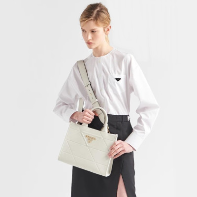 프라다 여성 아이보리 숄더백 - Prada Womens Ivory Shoulder Bag - pr814x