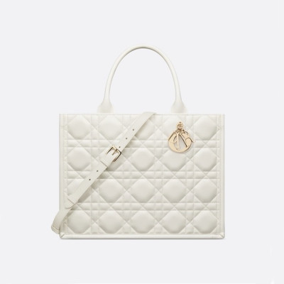 디올 여성 화이트 토트백 - Dior Womens White Tote Bag - dib550x