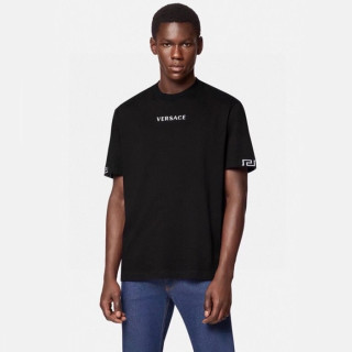 베르사체 남성 이니셜 블랙 티셔츠 - Versace Mens Initial Black Tshirts - vec16x