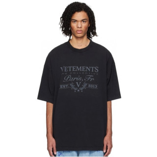 베트멍 남/녀 블랙 반팔 티셔츠 - Vetements Unisex Black Tshirts - vec736x